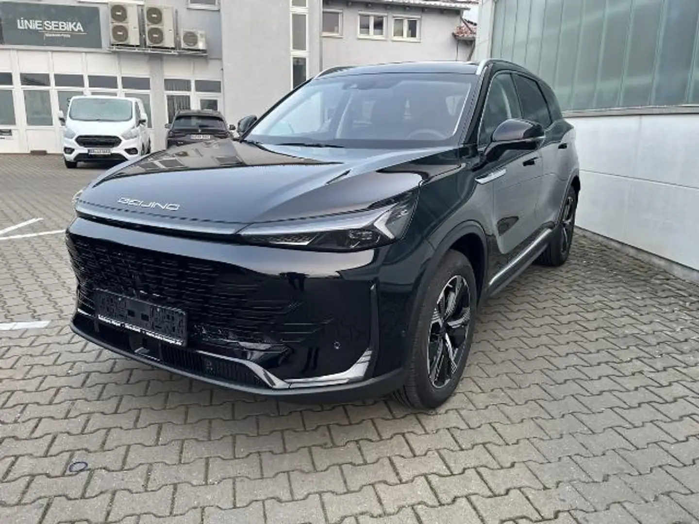 BAIC Beijing X75 DAB - ACC - Panoramadach - CarPlay - Massage Schwarz - 1