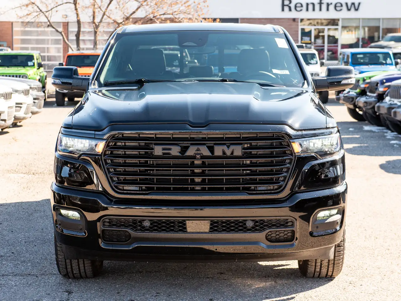 RAM 1500 снимка RAM 1500