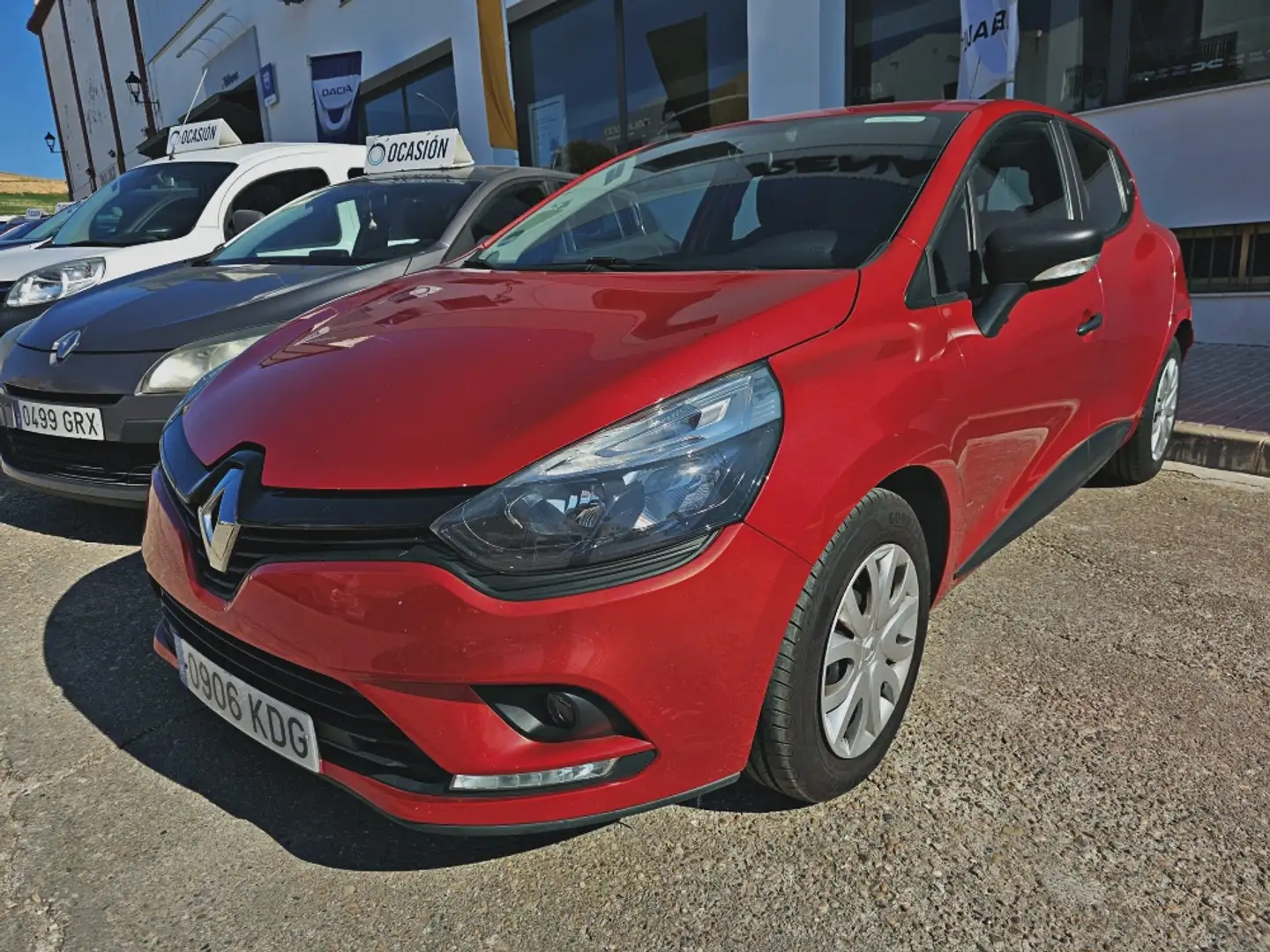 Renault Clio 1.5dCi eco2 Energy Business 75 Rood - 1