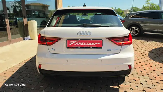Audi A1 view 7