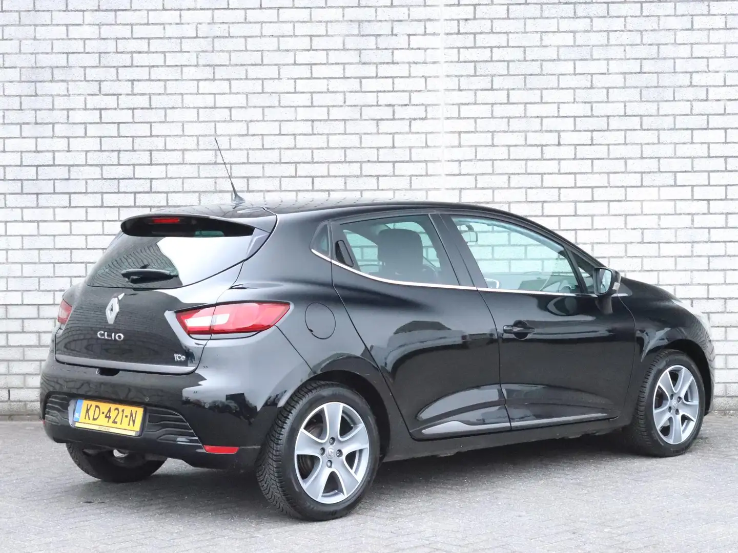 Renault Clio TCe 90 Night & Day | Navigatie | Parkeersensoren | Zwart - 2