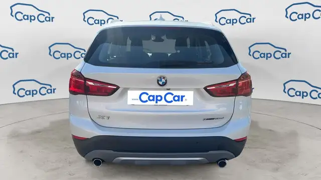 BMW X1 view 3