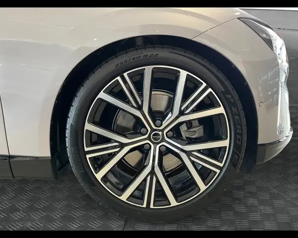 Volvo Es90 view 8