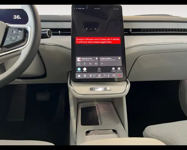 Volvo Es90 view 12