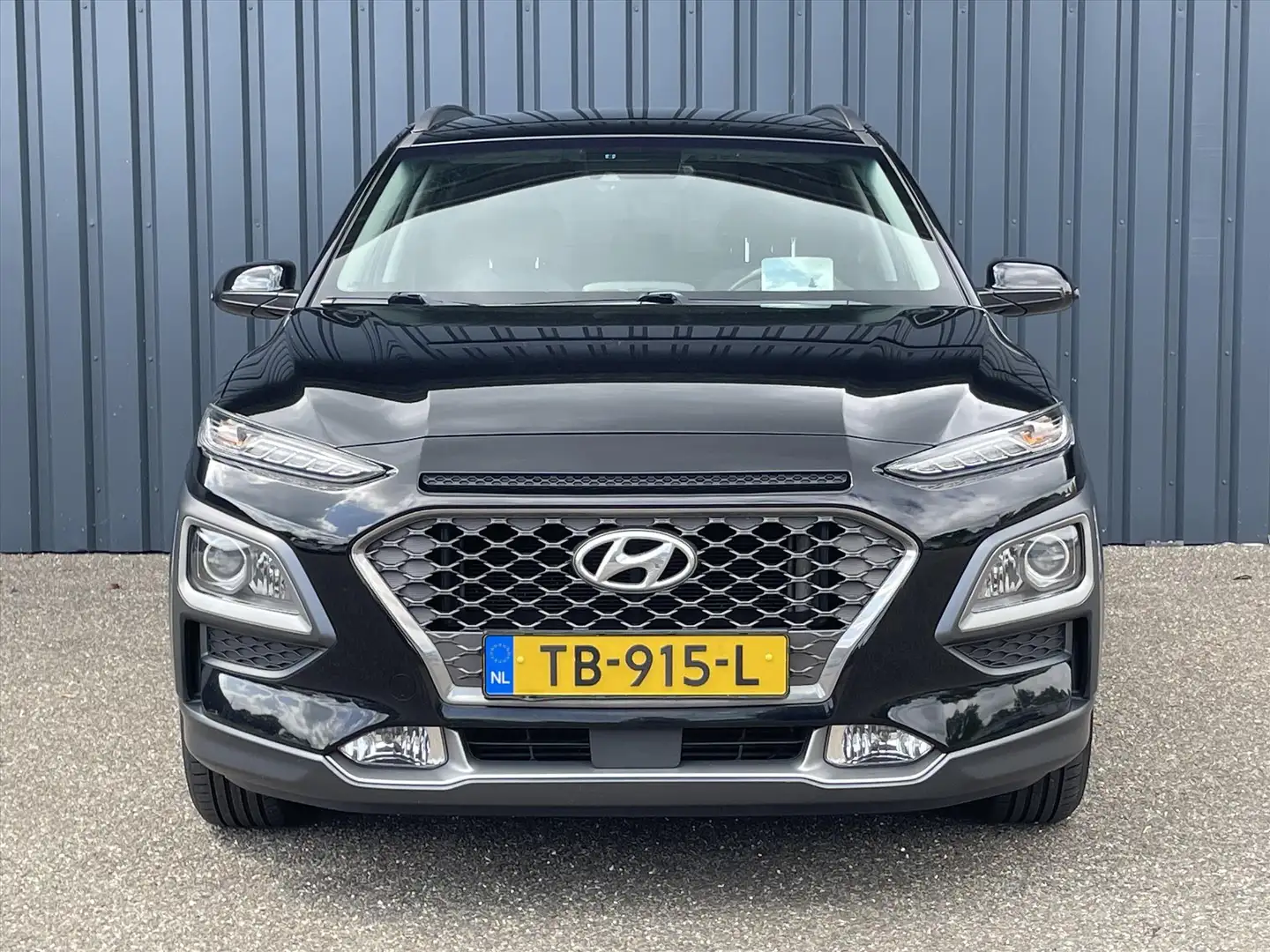 Hyundai KONA 1.0 T-GDI 120pk 2WD Fashion I DAB I Carplay I Lane Zwart - 2