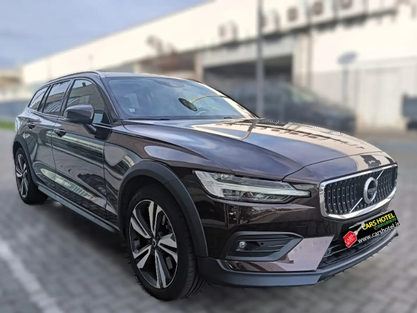 Volvo V60 Cross Country D4 AWD Geartronic Business Plus VOLVO SERVICE Brun - 2