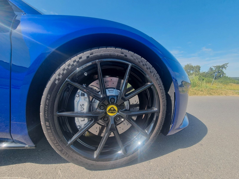Lotus Emira i4 2.0 AMG DSG KomoTec 420PS — photo 7