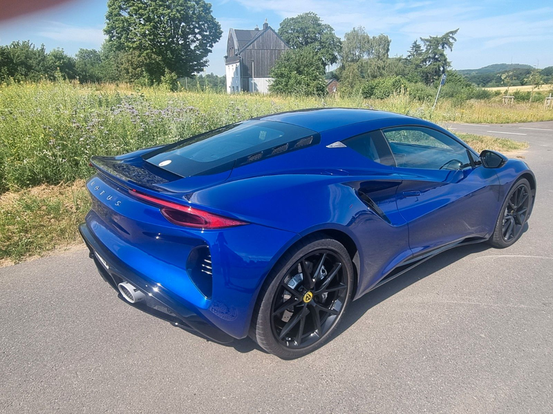 Lotus Emira i4 2.0 AMG DSG KomoTec 420PS — photo 5