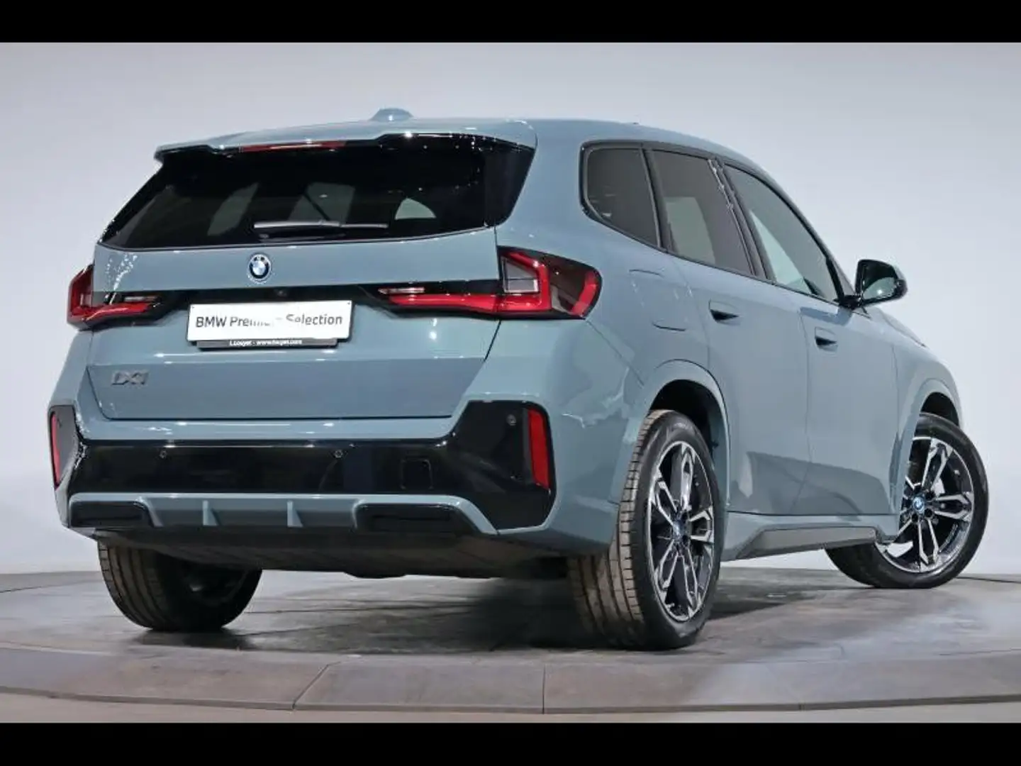BMW iX1 eDrive20 Kit M Sport Vert - 2