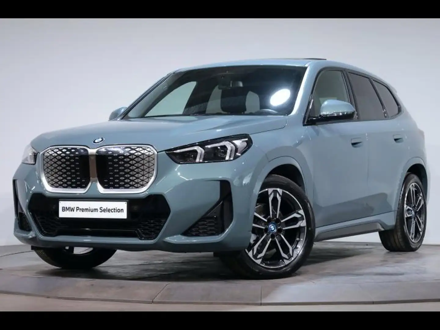BMW iX1 eDrive20 Kit M Sport Vert - 1