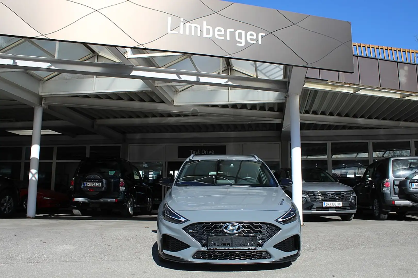Hyundai i30 CW 1,5 T-GDI 48V N-Line Grijs - 2