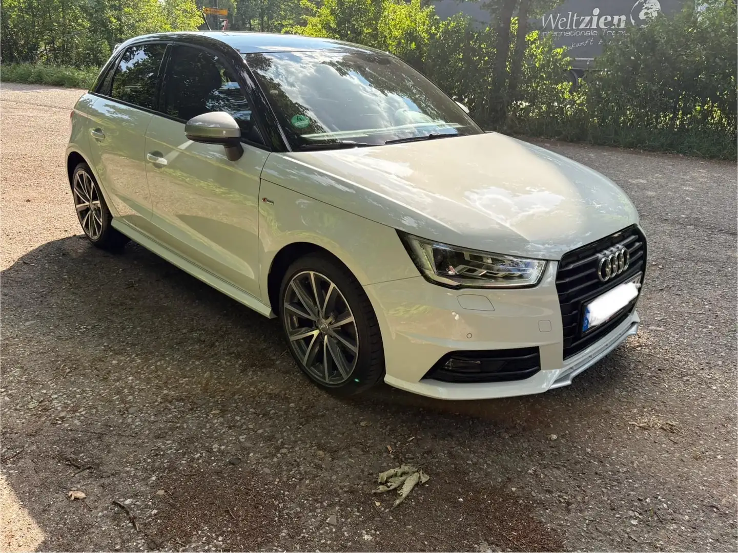 Audi A1 1.4 TFSI Sportback S-Line Tüv 05/2027 Weiß - 2