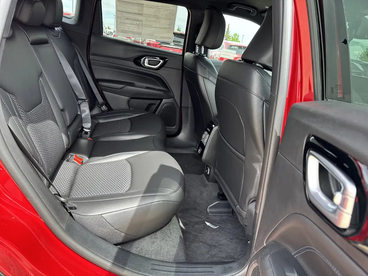 Jeep Compass снимка Jeep Compass