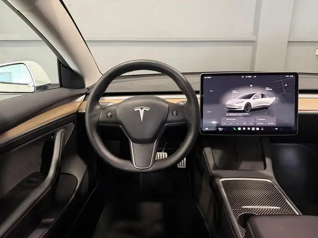 Tesla Model 3 view 12