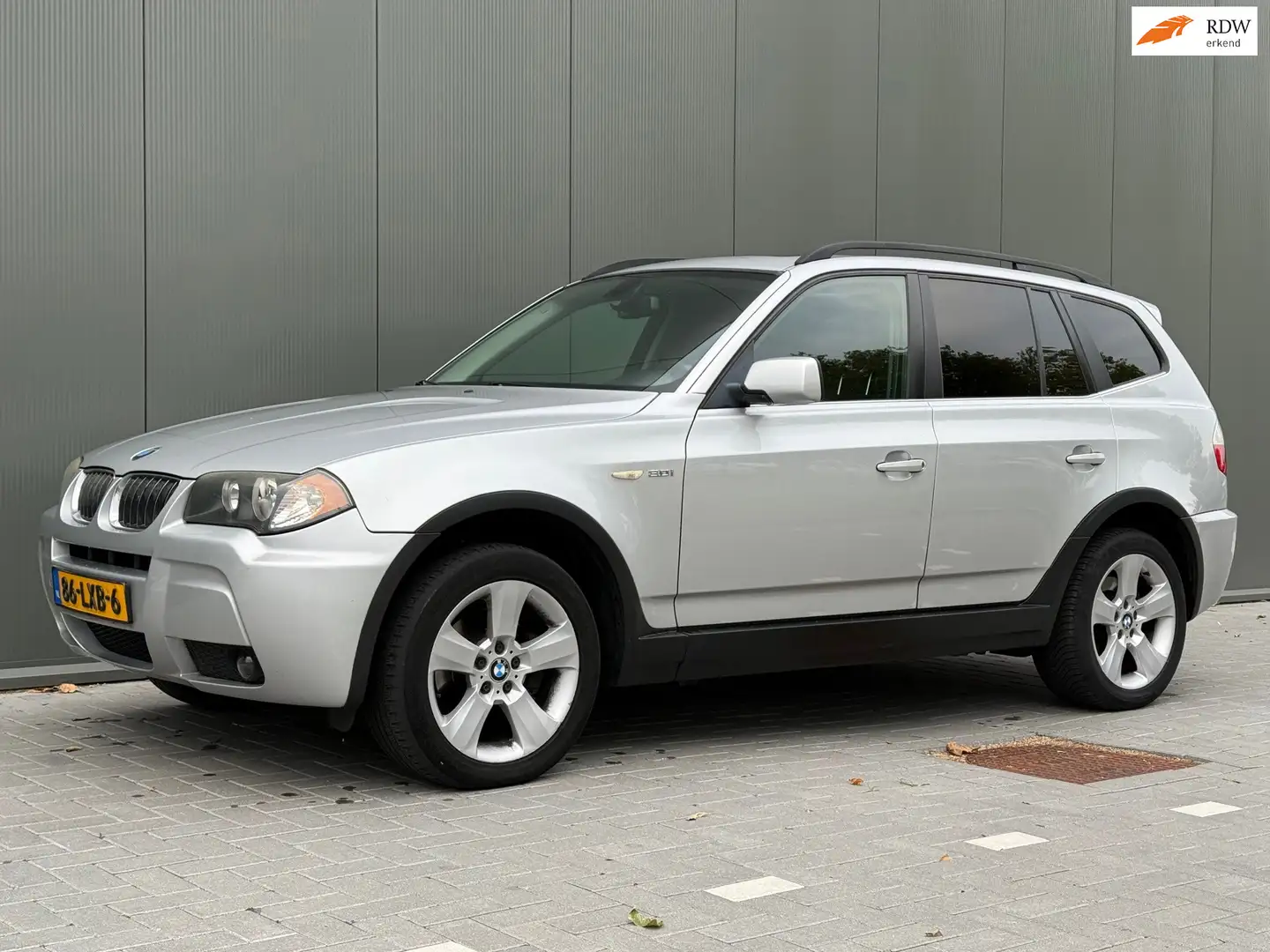 BMW X3 3.0i BTW Auto,Youngtimer, Leder, Pano, Cruise Grijs - 1