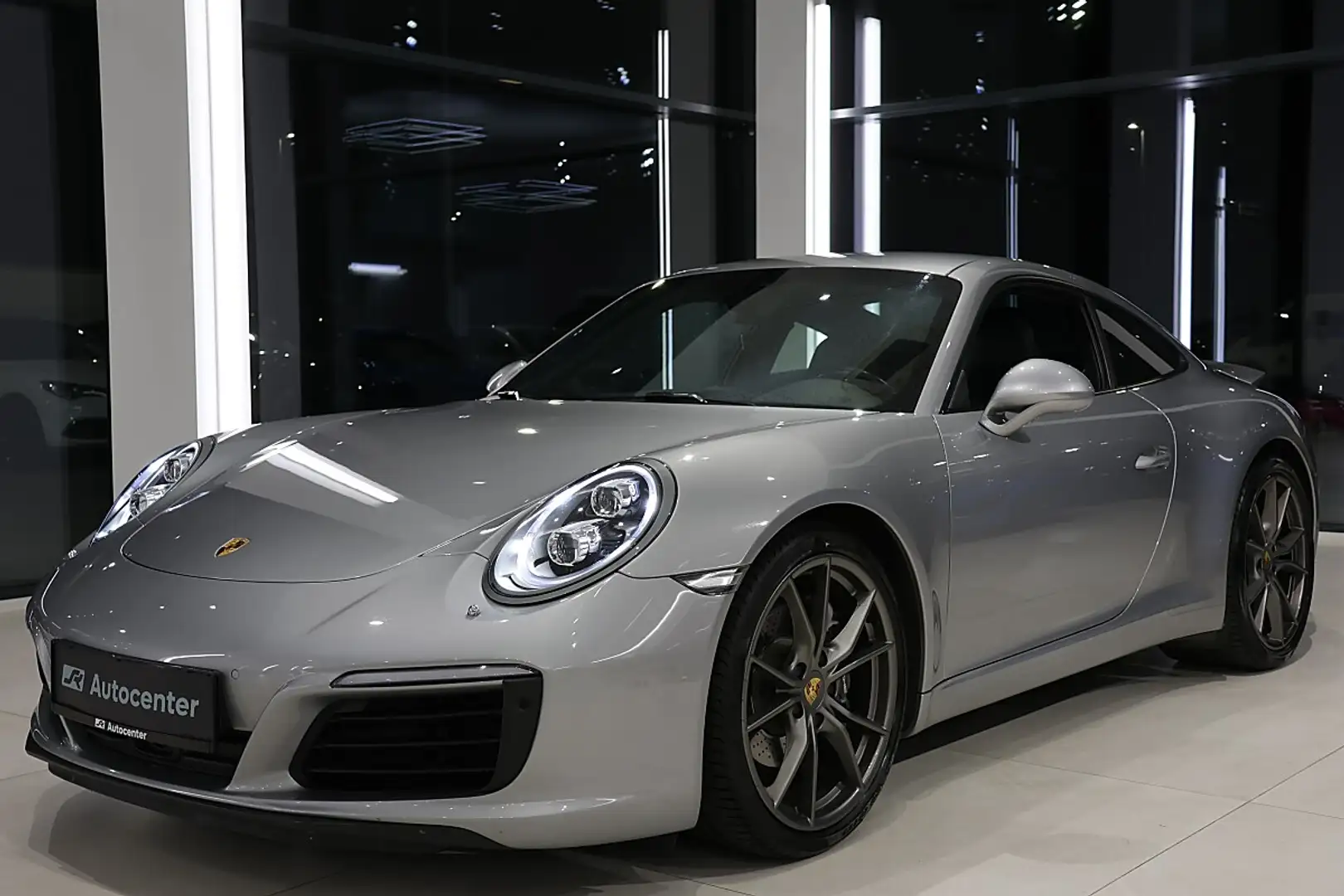 Porsche 911 Carrera 3.0 Silber - 1