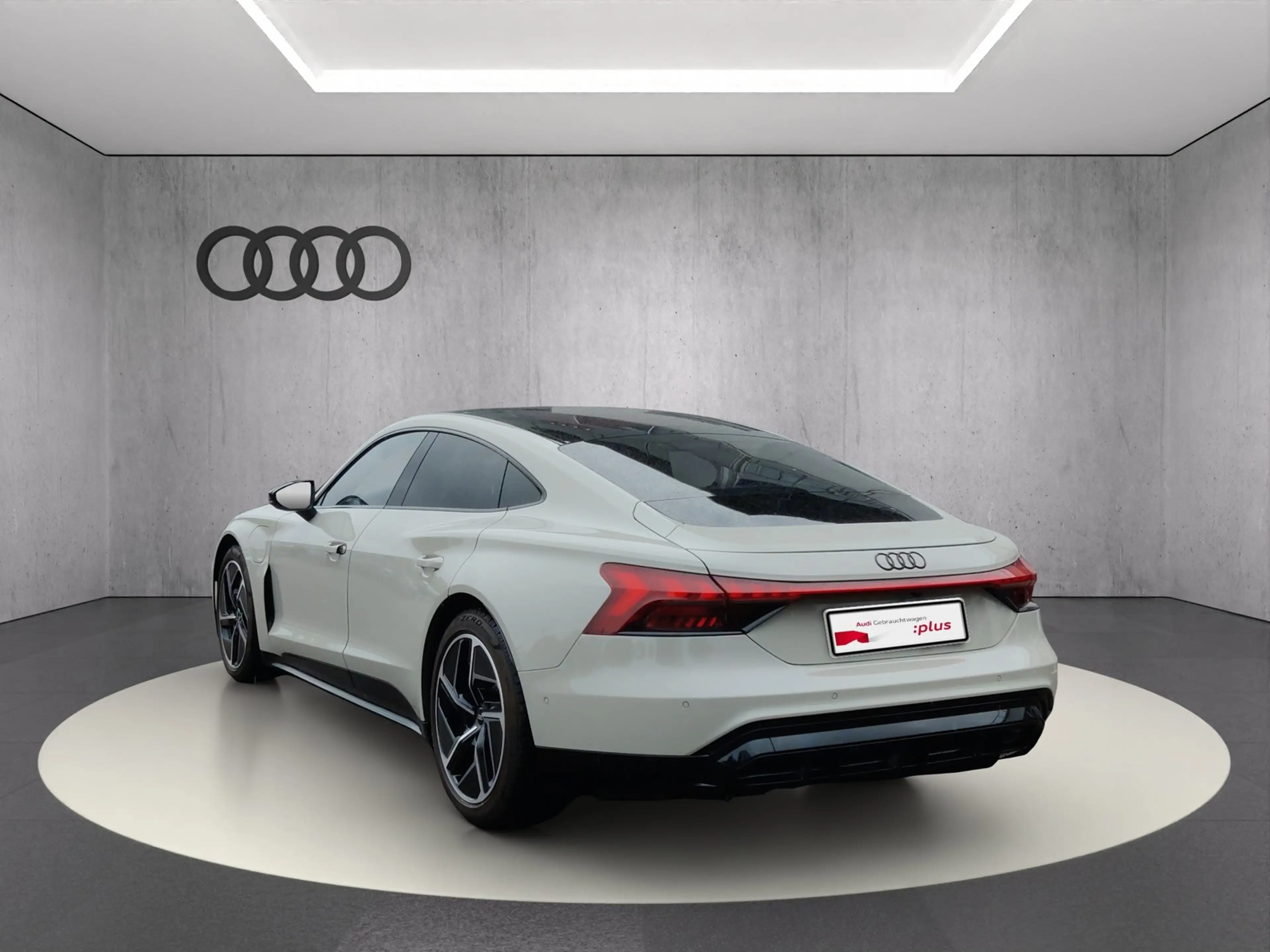 Audi e-tron GT quattro — photo 5