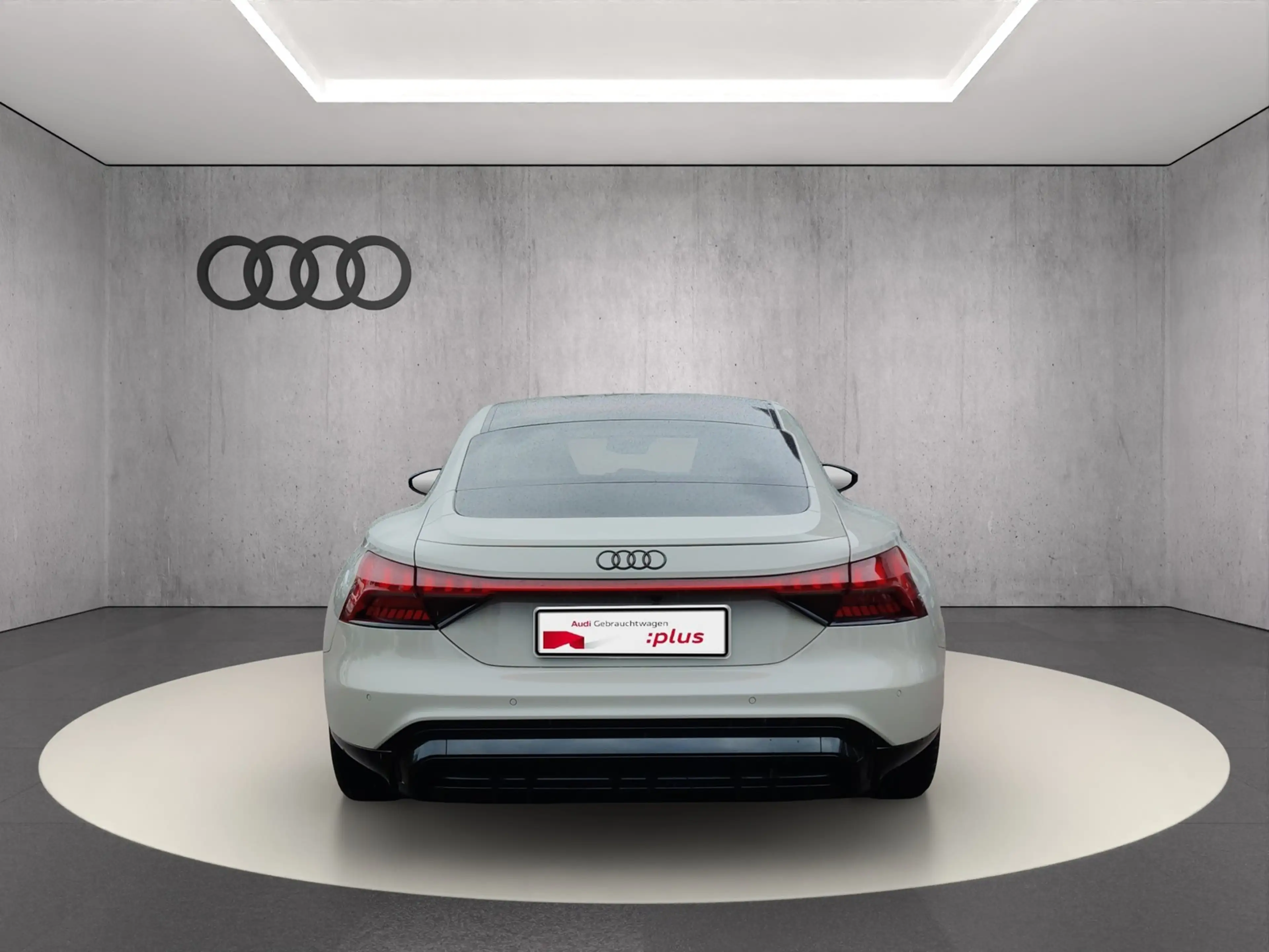 Audi e-tron GT quattro — photo 6