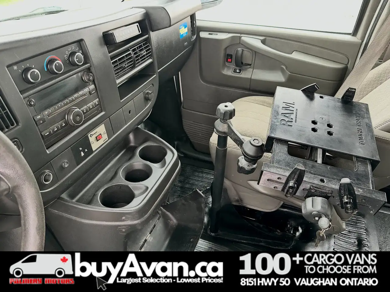 Chevrolet Chevy Van снимка Chevrolet Chevy Van