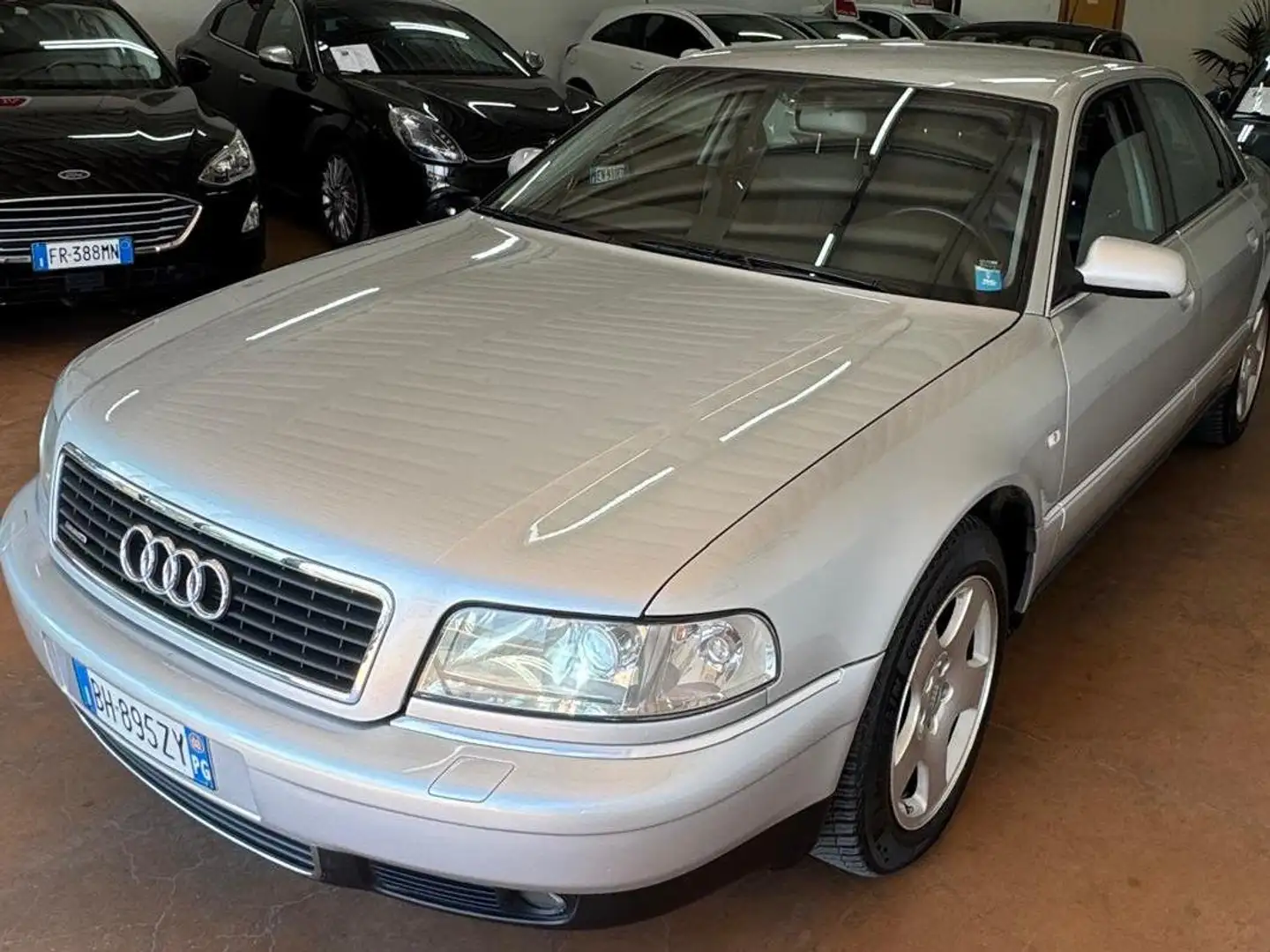 Audi A8 A8 I 1994 2.5 V6 tdi quattro tiptronic Argento - 1