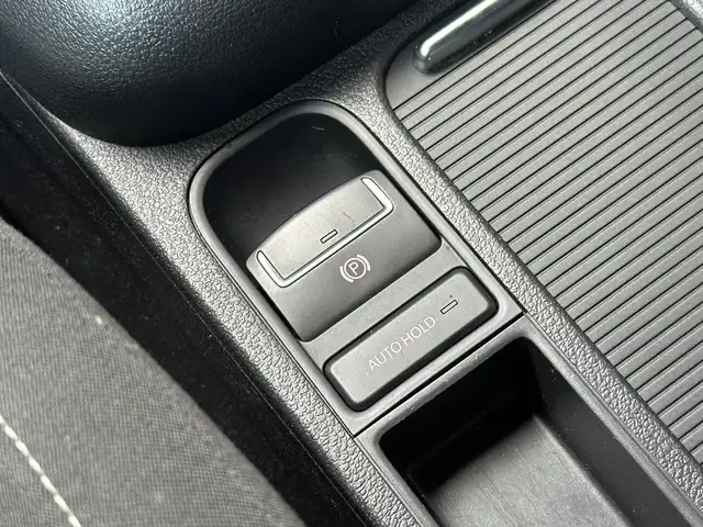 Volkswagen Tiguan view 21