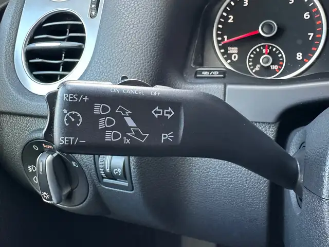 Volkswagen Tiguan view 18