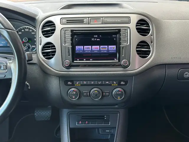 Volkswagen Tiguan view 14