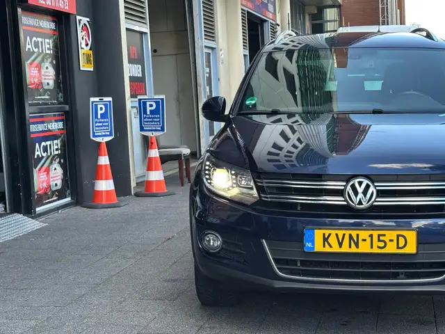 Volkswagen Tiguan view 8