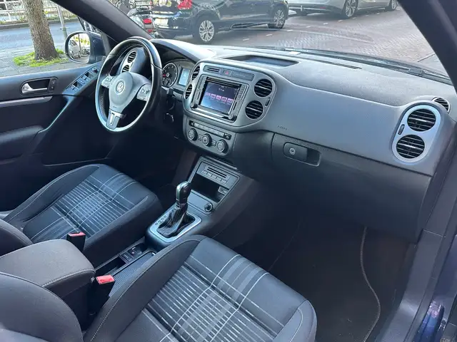 Volkswagen Tiguan view 10