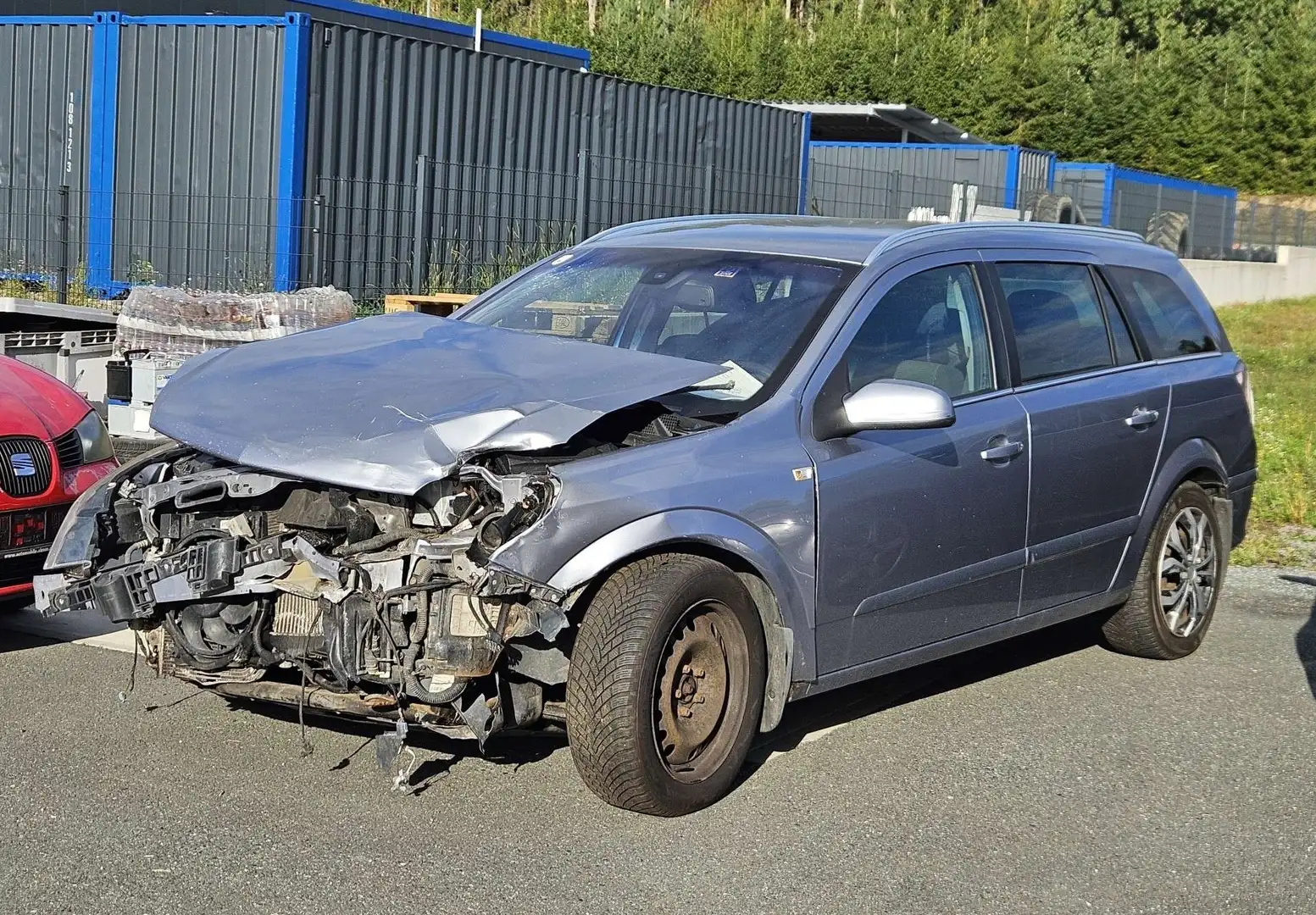 Opel Astra Edition Grau - 1