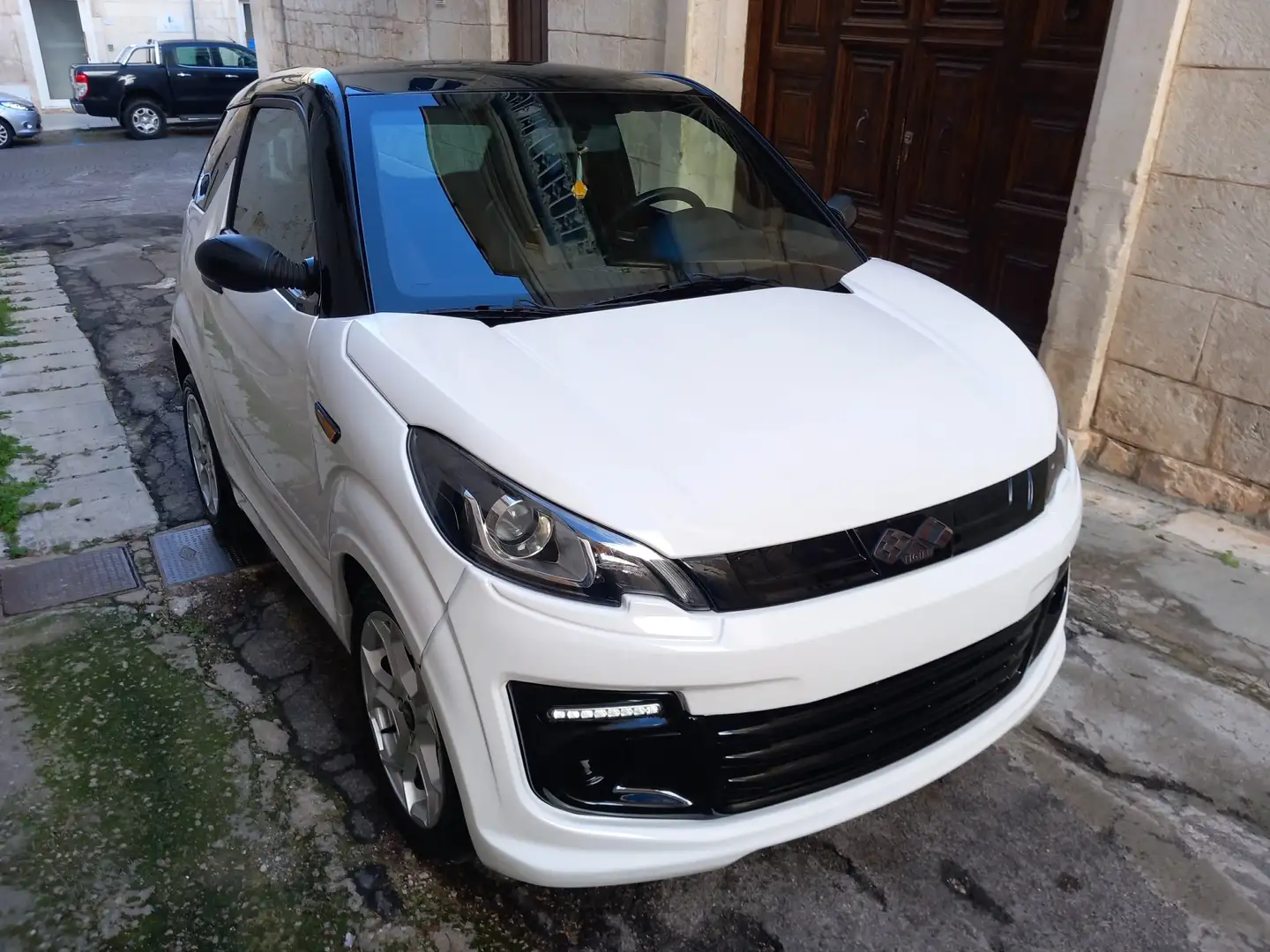 Ligier JS 50 Young Bianco - 1