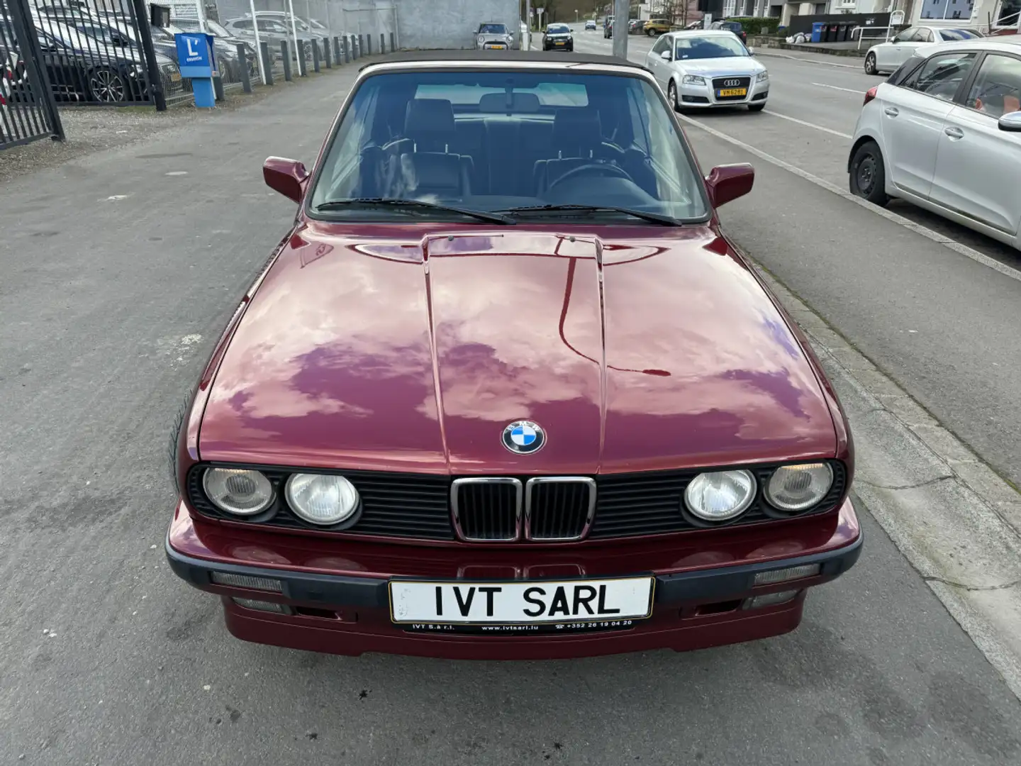 BMW 325 i Cabriolet e30 Rouge - 2