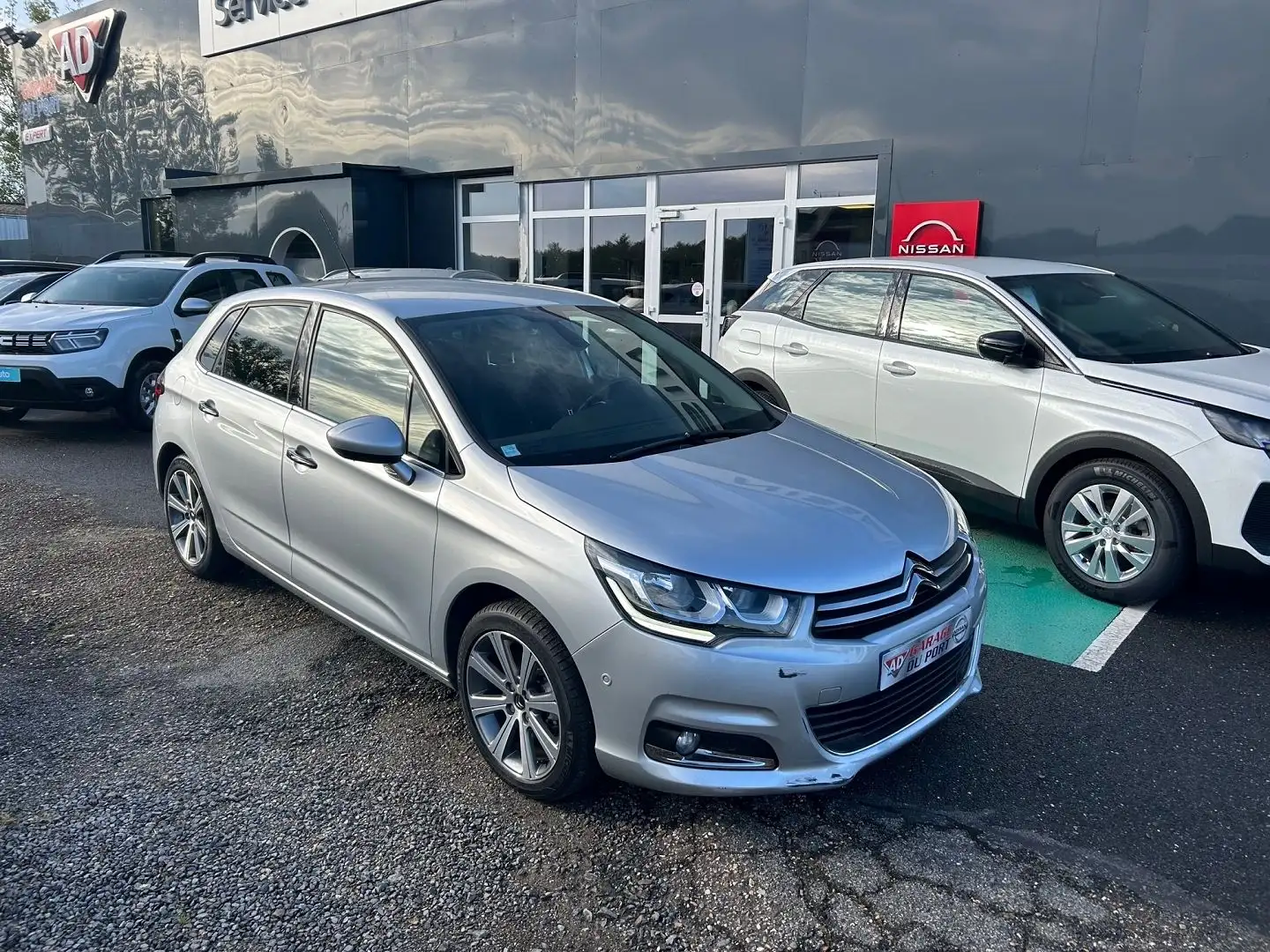 Citroen C4 PURETECH 130CH MILLENIUM S\u0026S EAT6 Gris - 1