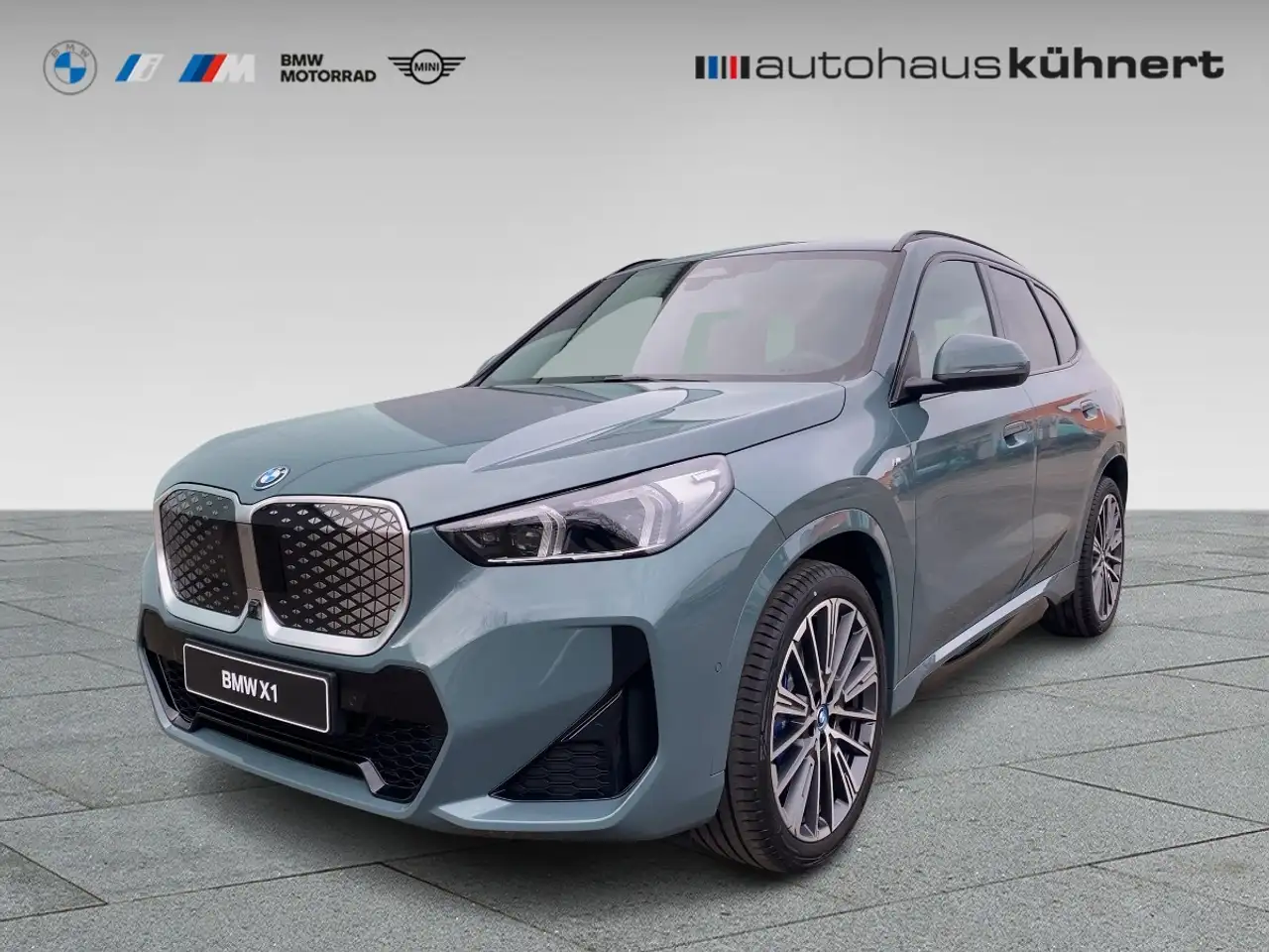 BMW iX1