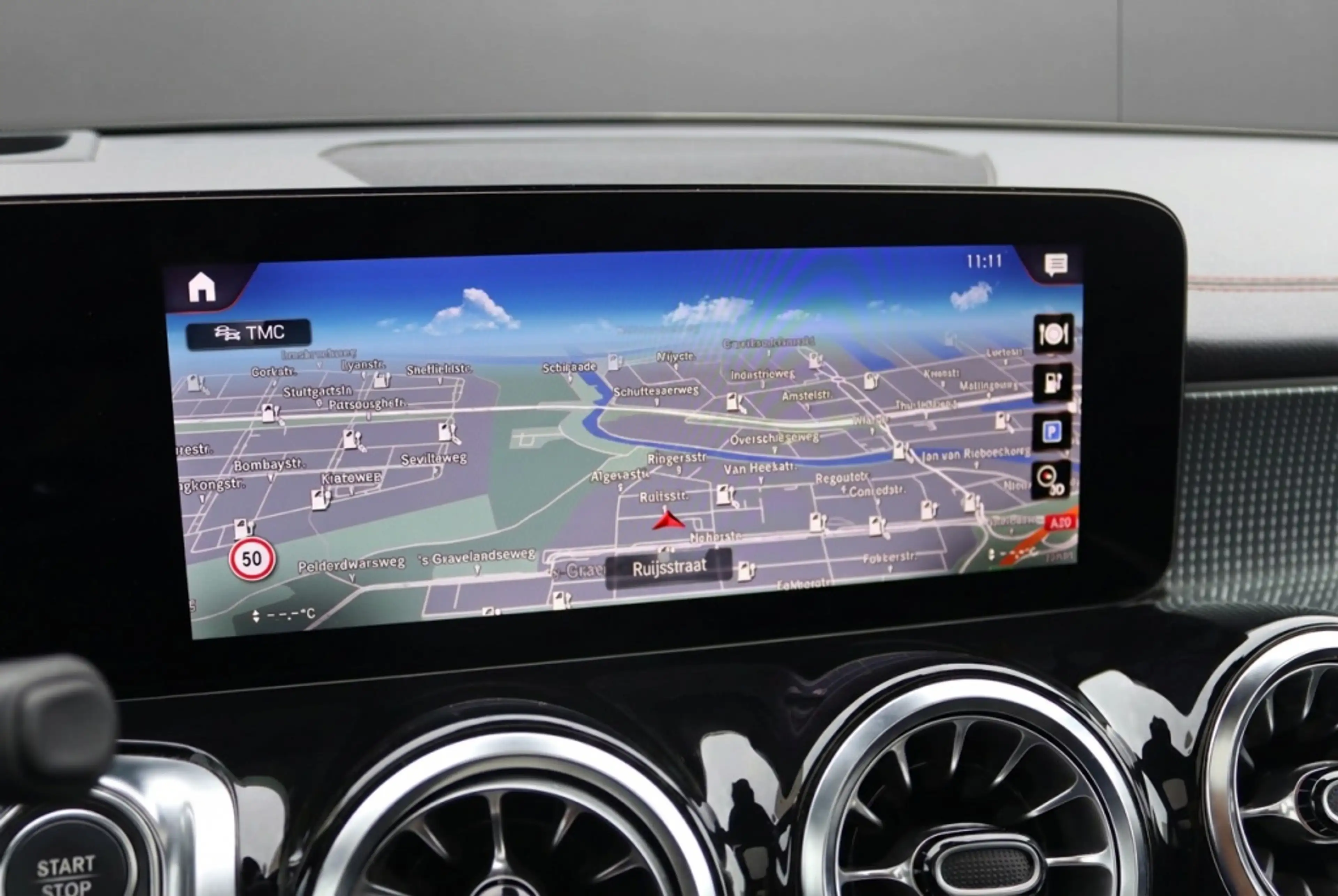 Mercedes-Benz EQB 350 EQB 4Matic 100% SOH l 7 P l Pano l 360 l HUD l VOL — photo 18