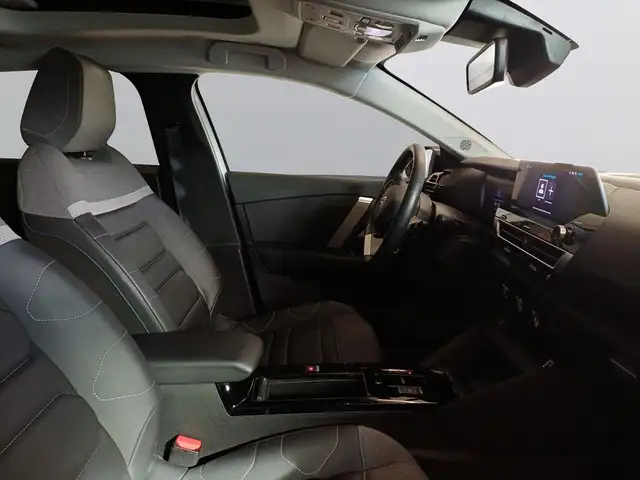 Citroen C4 view 13