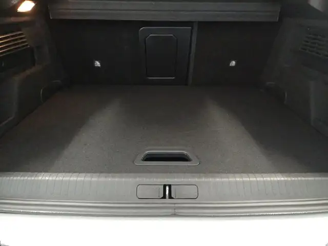 Citroen C4 view 9