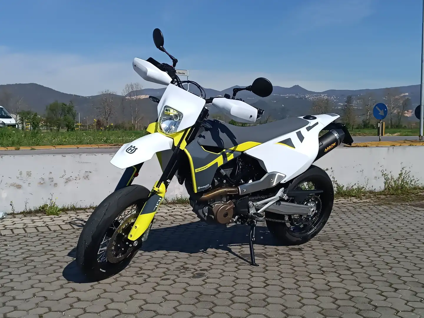 Husqvarna 701 Supermoto Motard Blanco - 1