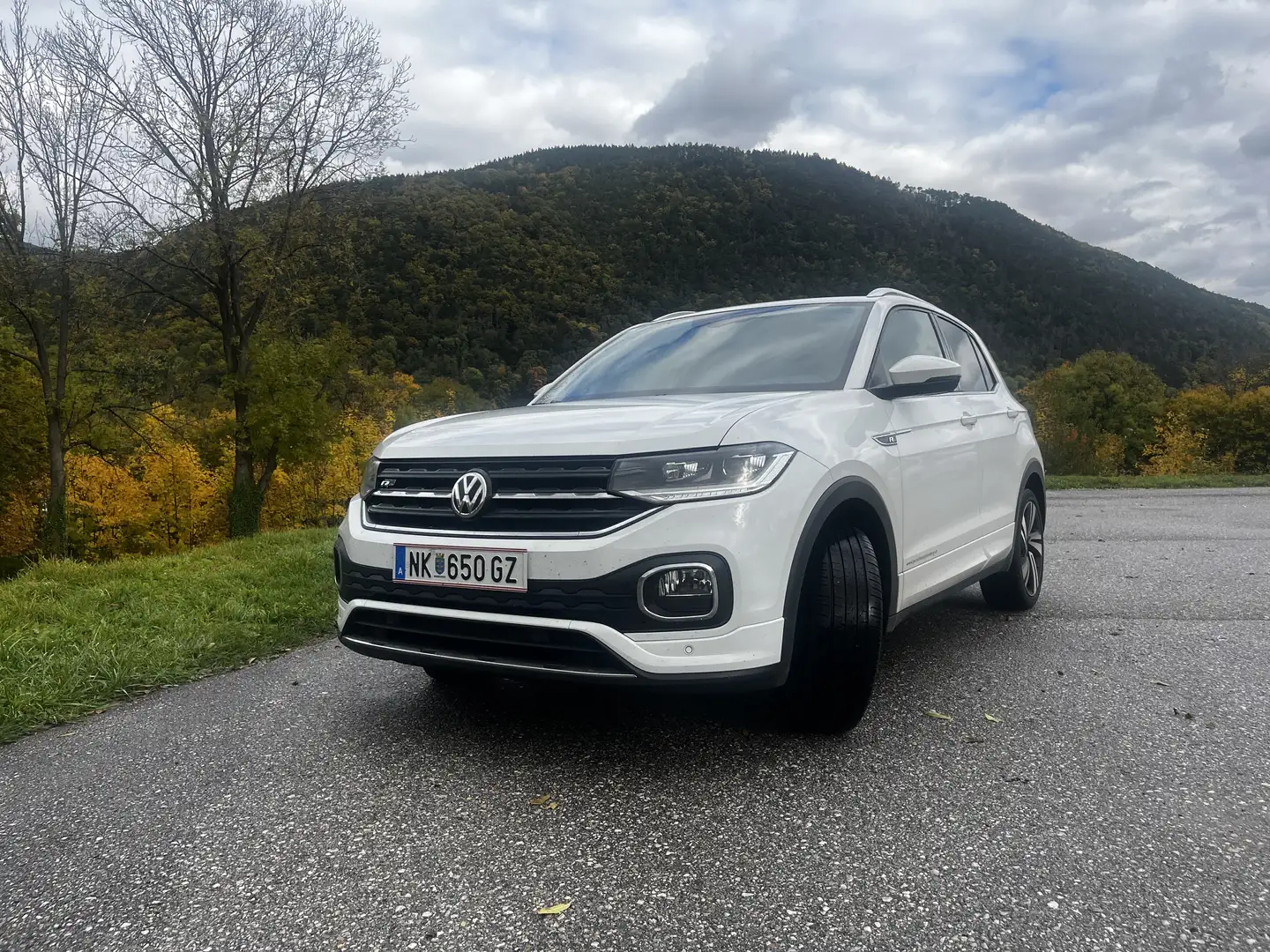 Volkswagen T-Cross 1,0 TSI Style DSG R-Line - 1