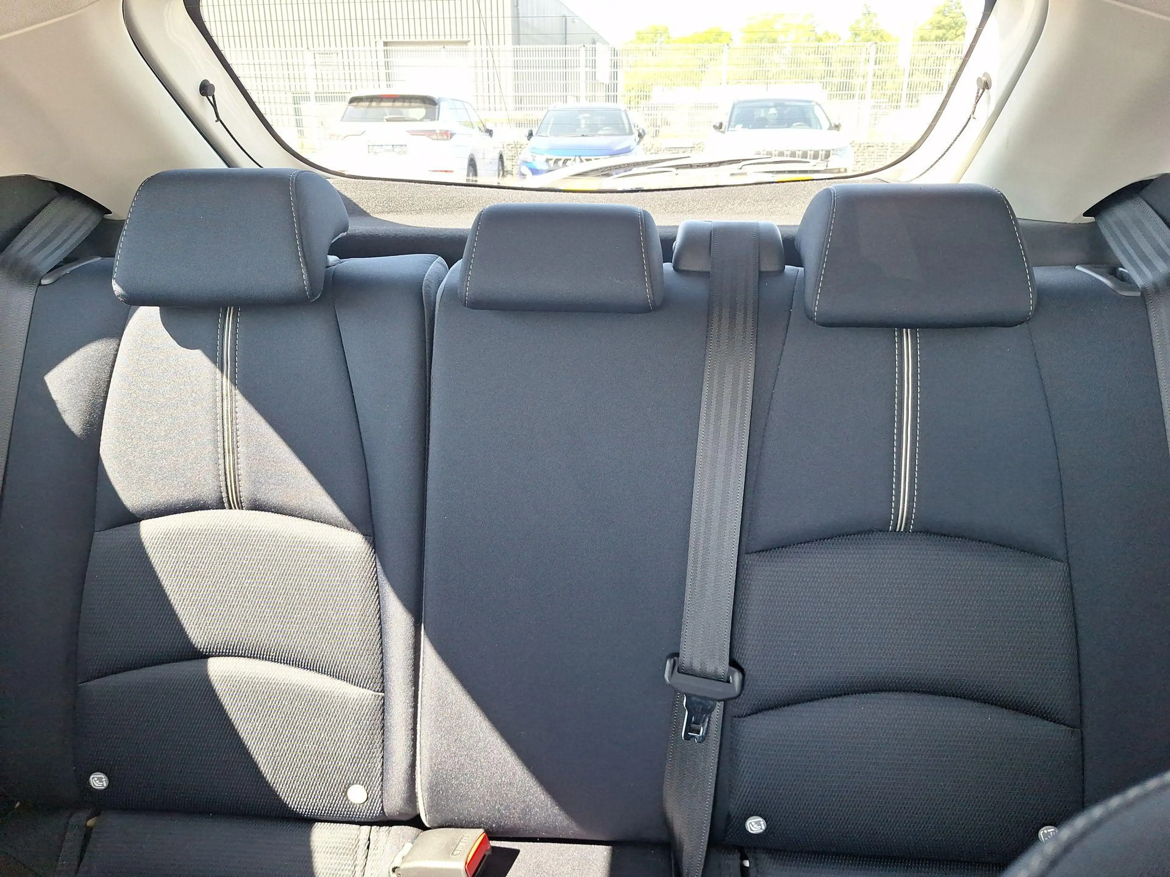 Mazda 2 1.5 Skyactiv-G Luxury | NL-Auto | Apple Carplay-An — photo 12