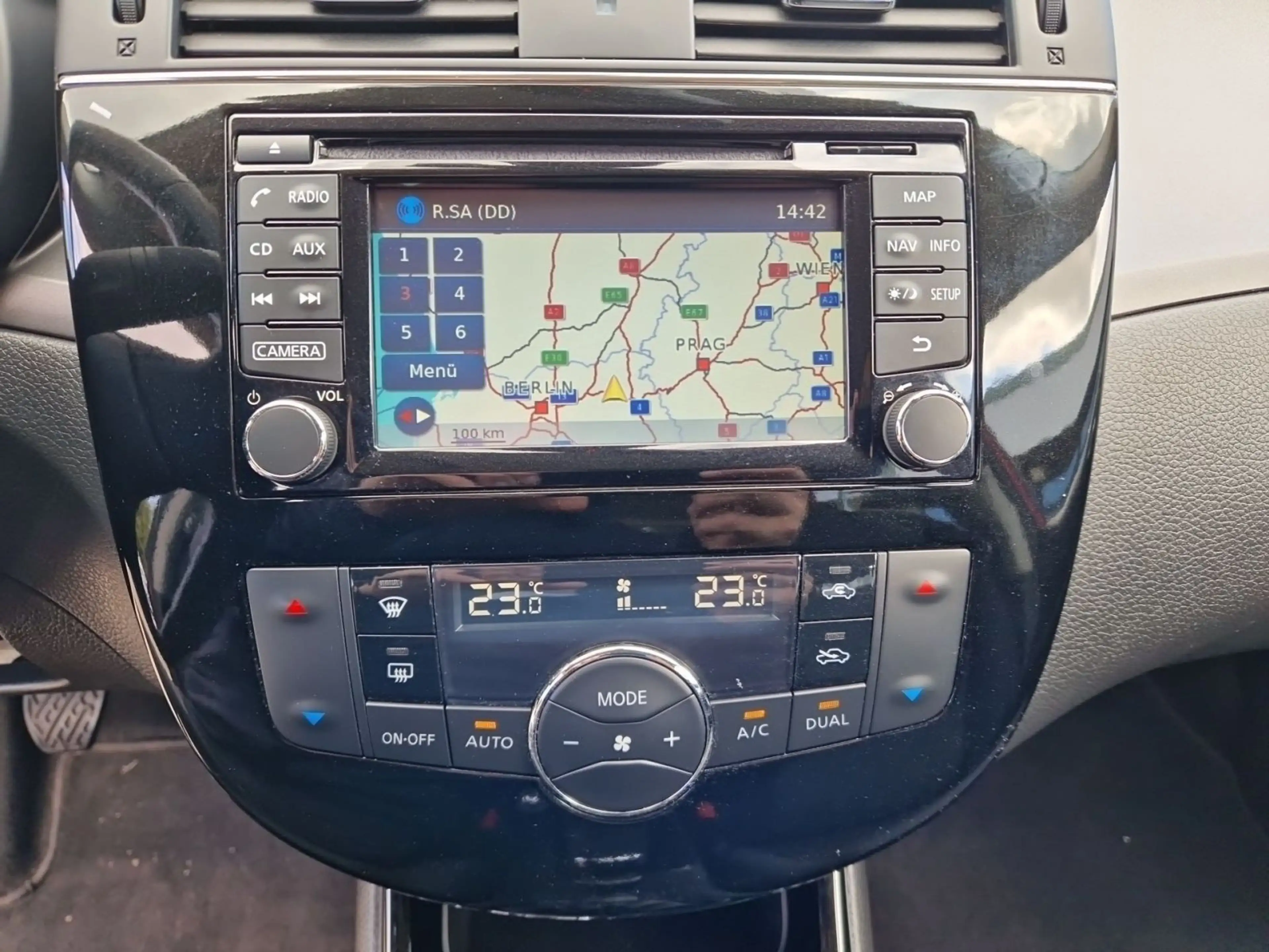 Nissan Pulsar Acenta 1.2DIG-T 6MT / Navi / ALL-Wetter — photo 11