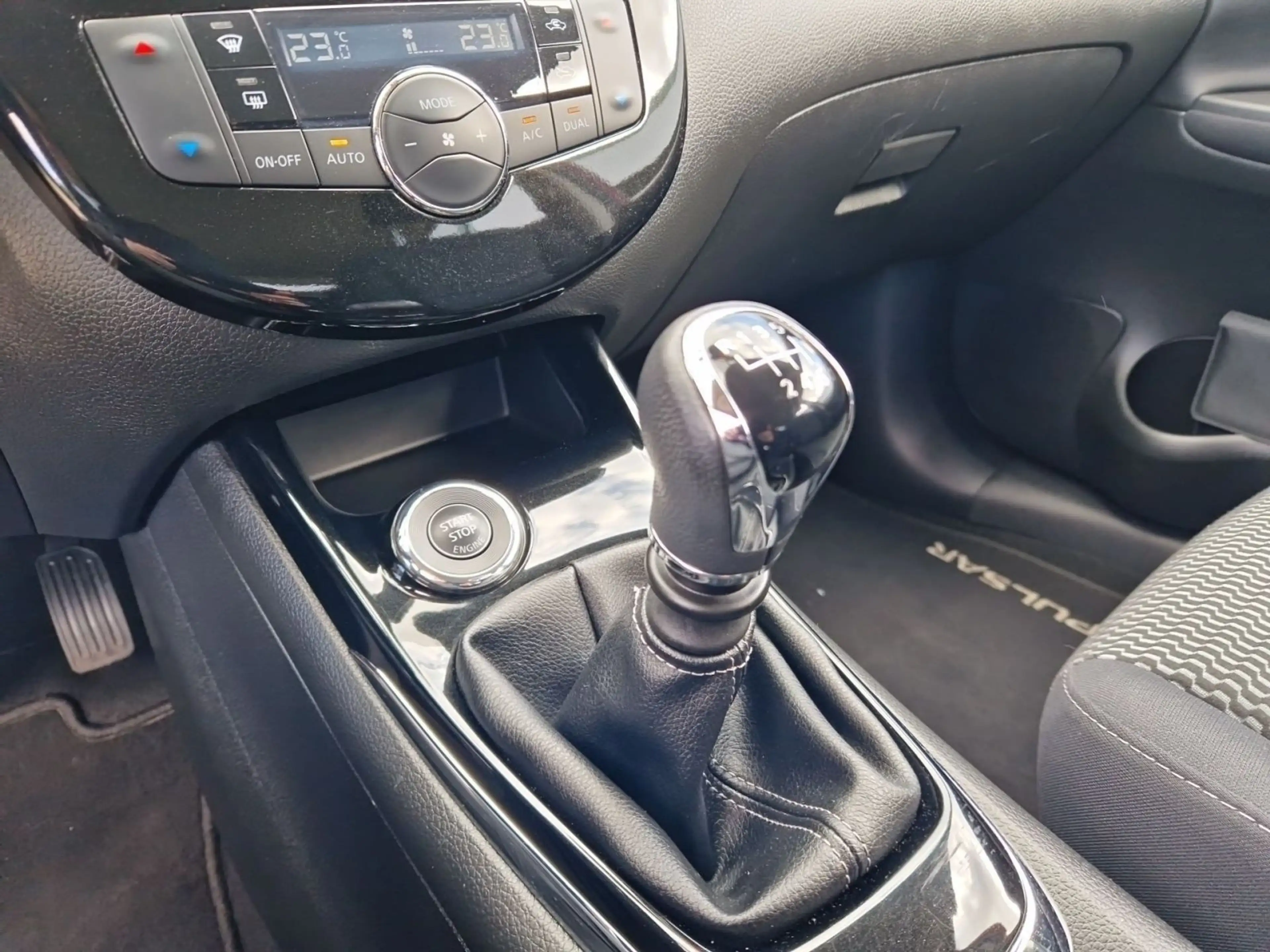 Nissan Pulsar Acenta 1.2DIG-T 6MT / Navi / ALL-Wetter — photo 13