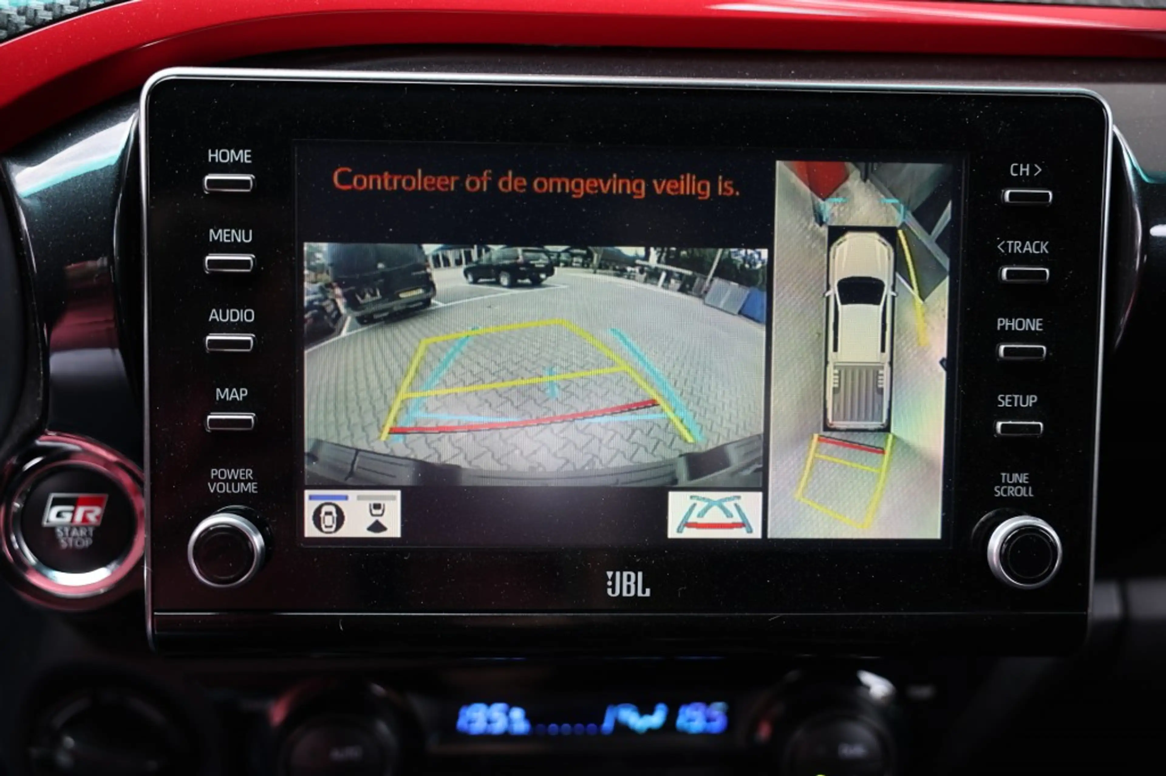 Toyota Hilux 2.8 D-4D DUBBEL CABIN GR SPORT A/T 2 ZITS 4WD VAN — photo 15