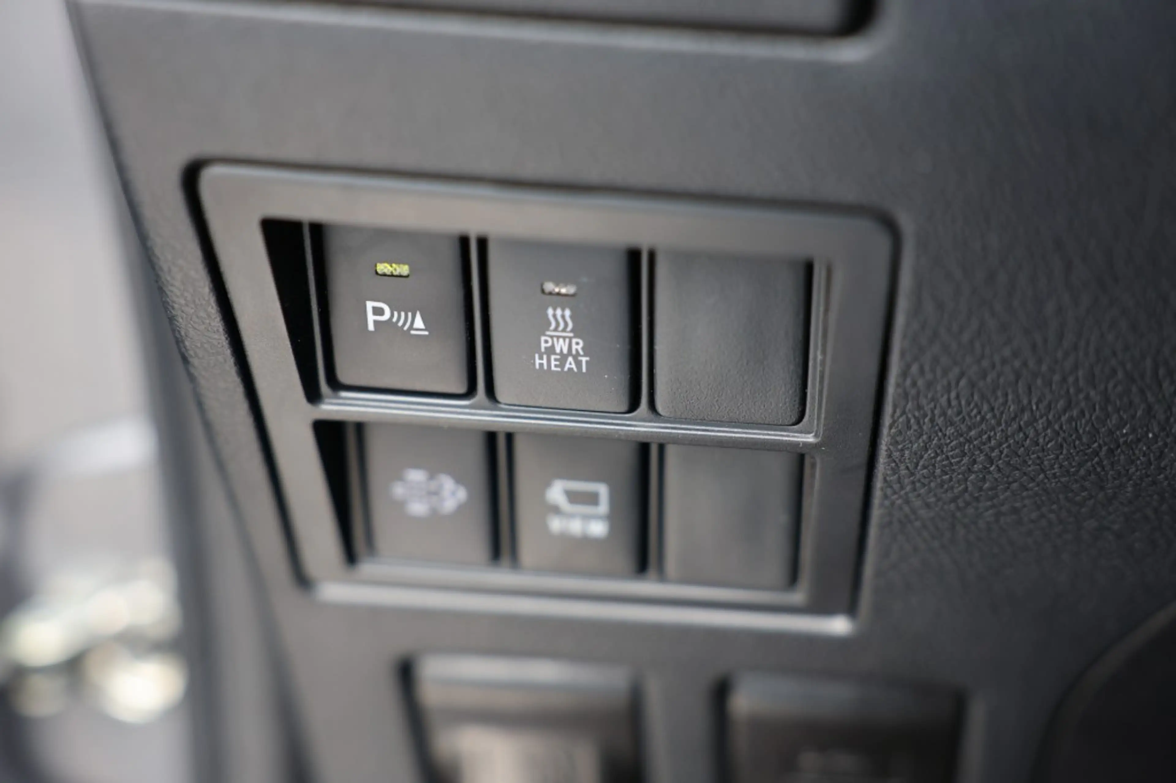 Toyota Hilux 2.8 D-4D DUBBEL CABIN GR SPORT A/T 2 ZITS 4WD VAN — photo 20