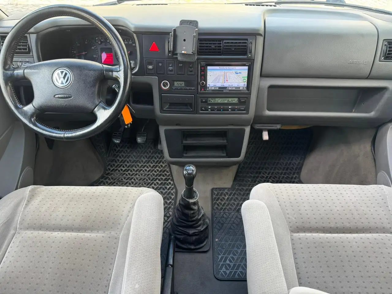 Volkswagen T4 Multivan 2.5 TDI AHK | CAM | CARPLAY | NAVI |, foto 5