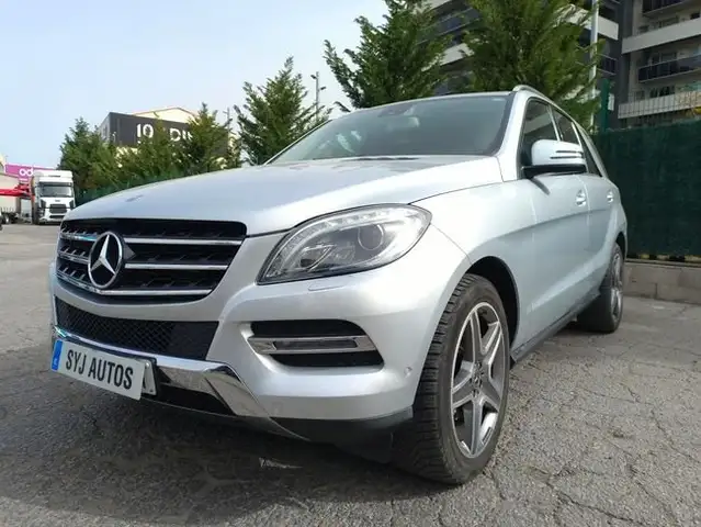 Mercedes-Benz ML 250 250BlueTec 4M Edition 1 7G Plus