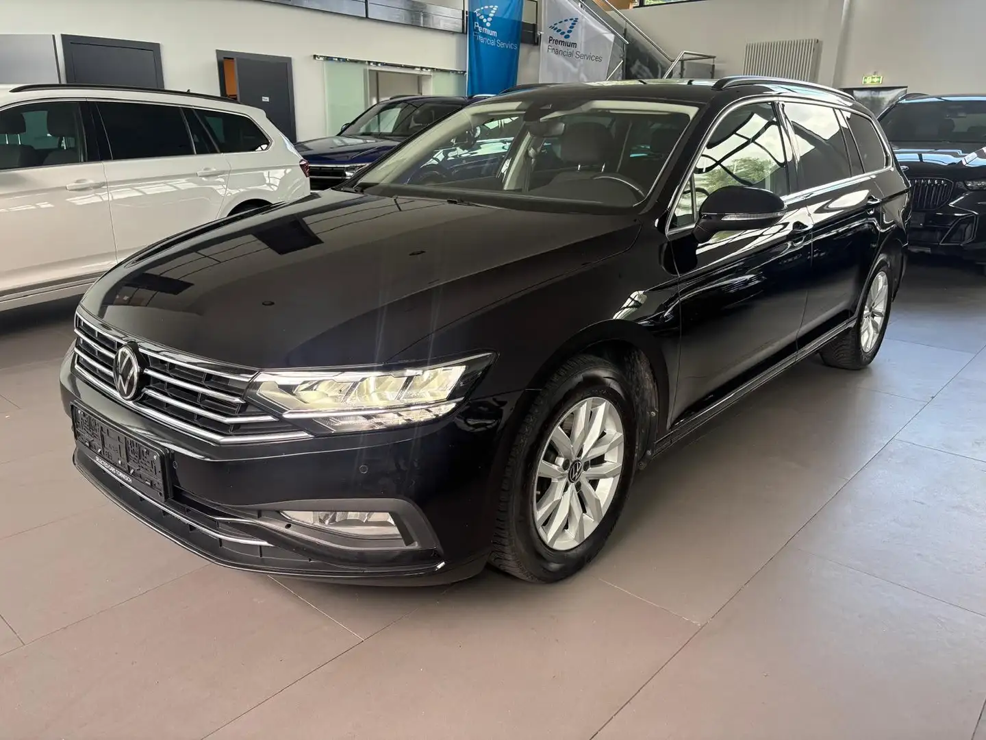 Volkswagen Passat Variant 2.0 Tdi DSG Business AHK/ACC Schwarz - 1