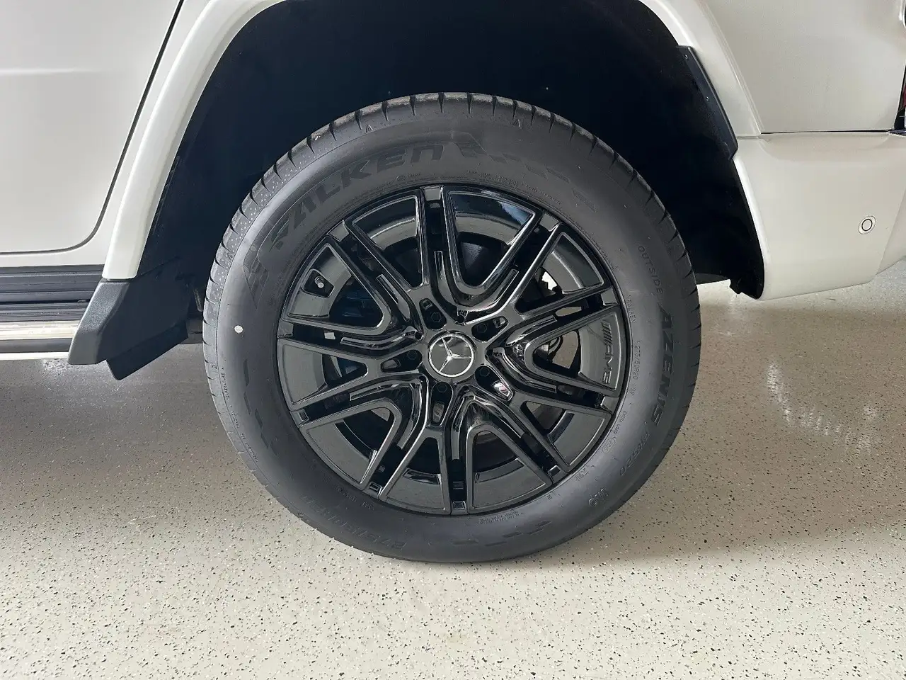 Mercedes-Benz G 580 EQ EDITION ONE MANUFAKTUR MAGNO WÄRME KOMF 8