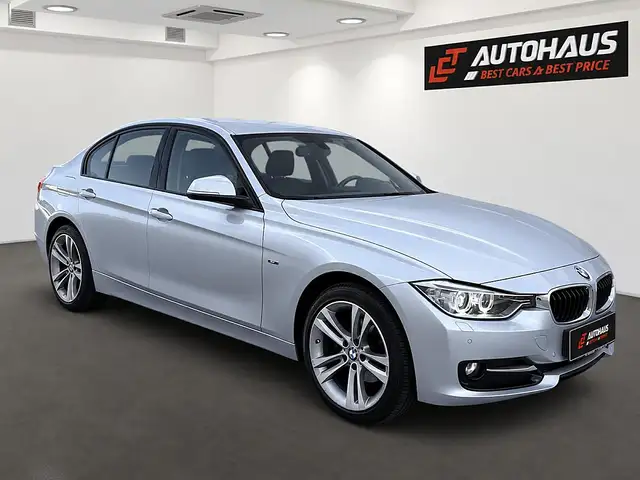 BMW 3 Series view 4