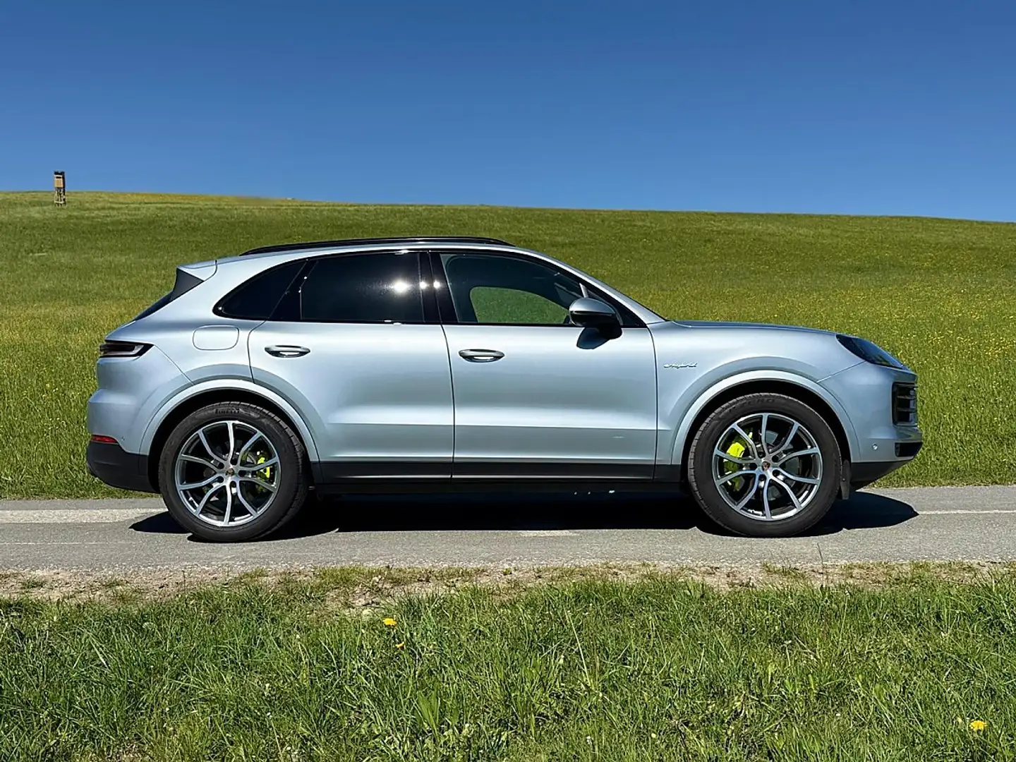 Porsche Cayenne III E-Hybrid PHEV 21,8 kWh Aut. Silber - 1